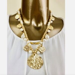 CLOSING SALE - CHICO'S PEARL GOLD NUGGET PENDANT $56